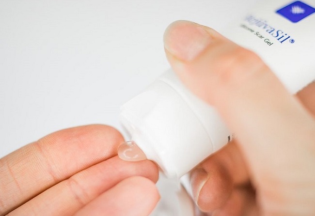 Lưu ý cần nhớ khi dùng kem làm mờ sẹo Rejuvasil