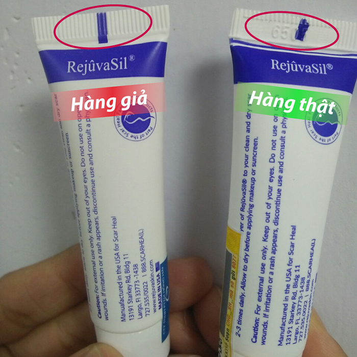 Kem xóa mờ sẹo của Rejuvaskin có in dập nổi date và số lô sản xuất ở 2 mặt của đuôi tuýp  sản phẩm