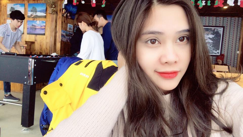 Vũ Bích Thảo-sinh viên năm 4 Học Viện Ngân Hàng-Hải Phòng Vũ Bích Thảo-sinh viên năm 4 Học Viện Ngân Hàng-Hải Phòng