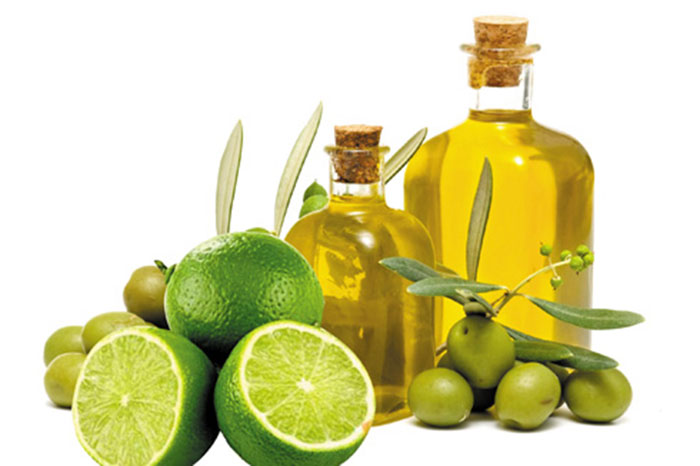 Công thức chanh và dầu oliu sẽ giúp làm mờ sẹo thâm