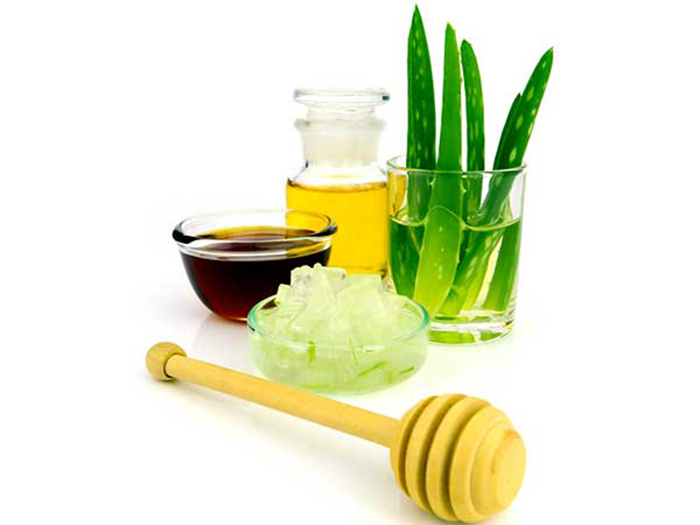 Điều làm mờ sẹo thâm bằng nha đam (lô hội) đơn giản trong vài bước