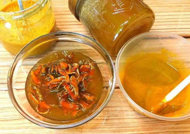 Làm mờ sẹo bằng mật ong và nghệ tươi tri seo bang mat ong va nghe tuoi